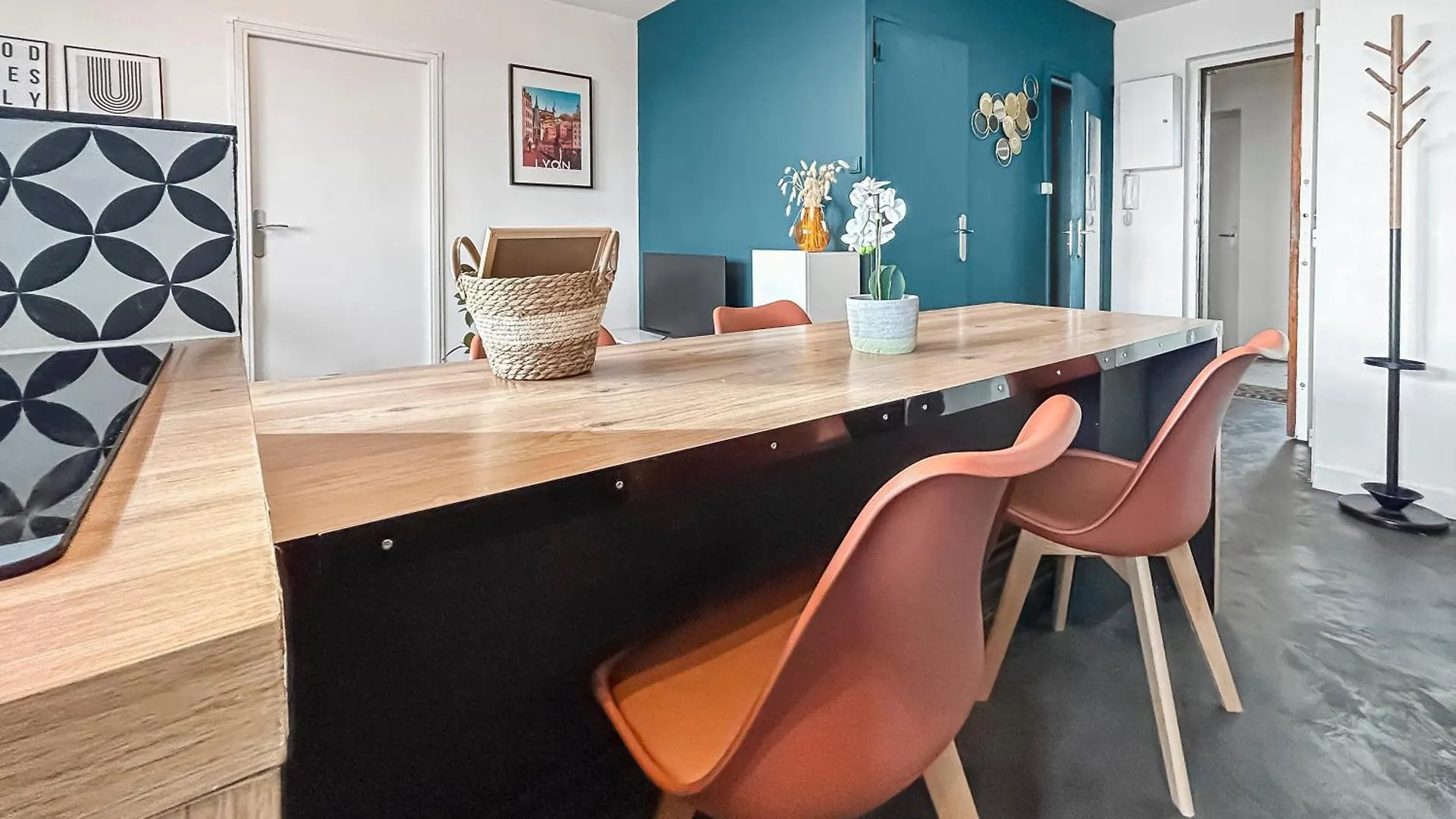 Cozy Flat Balcony Panoramic View 5M Metro B Appartement Oullins